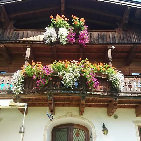 Grueblhof Apartment *
